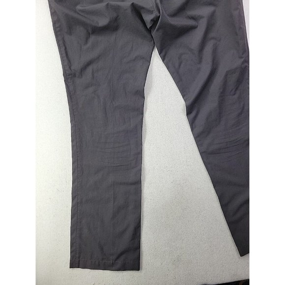 J. Lindeberg Slim Fit Men's 32/32 Black Chino Pant Lightweight Performance Golf - Picture 10 of 11